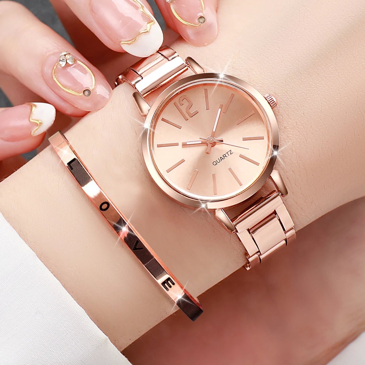 Relógio elegante de quartzo com pulseira de aço e pulseira temática de amor. - Casslu